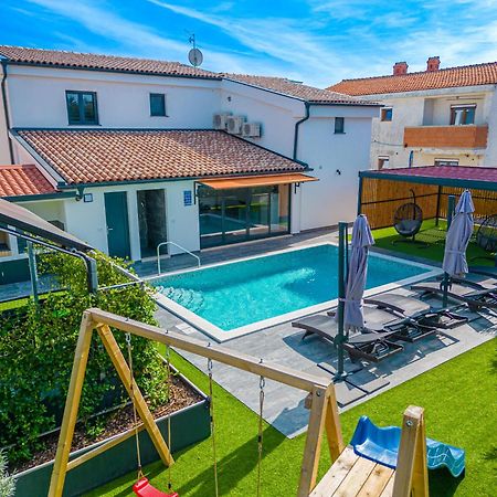 Villa Paradise Medulin Exterior photo
